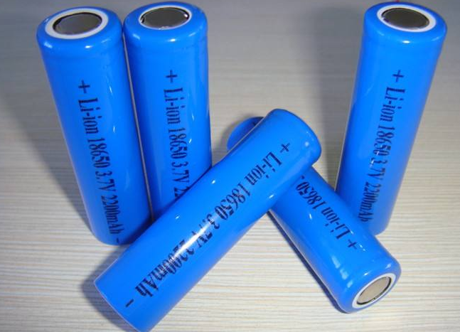 12V 太阳能电池维护技巧 12V 太阳能电池维护技巧